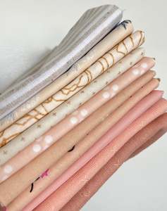 Peach Fuzz - Mixed Fat Quarter Bundle