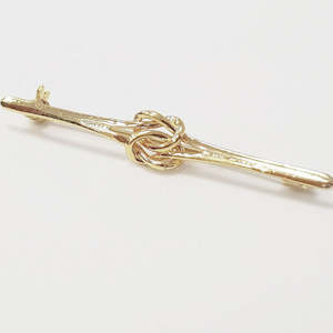 Showing Competition Accessories: Knot Stock Pin - Gold