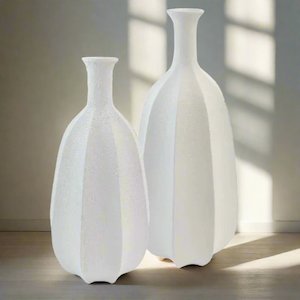 Homewares: SUNNY VASE