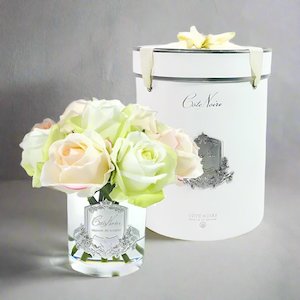 Homewares: SPRING BLUSH CLEAR ROSES