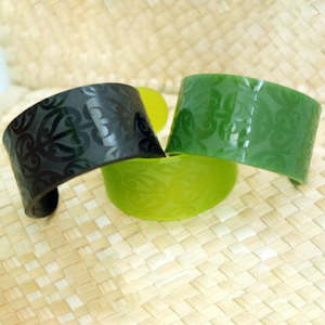 KOWHAIWHAI CONNECTED CUFF