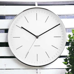 WHITE MINIMAL CLOCK