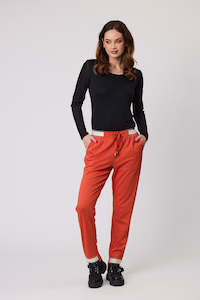 RUST TRIXIE PANT