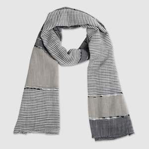 BLACK & WHITE LOTTIE SCARF