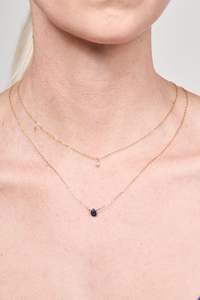 Clothing accessory: Blue Sapphire Necklace - Gold