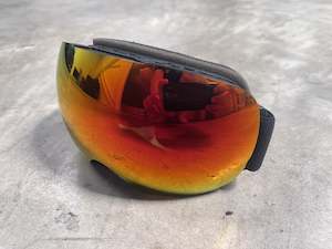 Mountain Warehouse Extreme Ski/Snowboard Orange Lens Goggles *Excellent Condition*