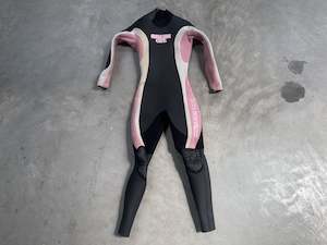 Hobby equipment and supply: Breaker Out Ladies Wetsuit