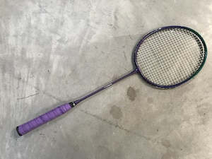 Hobby equipment and supply: Victory Line Donnay Badminton Racket