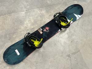 Hobby equipment and supply: Salomon Drift Rocker 152cm Mens Snowboard With Bindings *Excellent Condition*