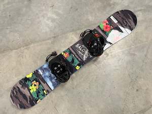 Salomon Sequence 147cm Womens Snowboard With Bindings *Like New*