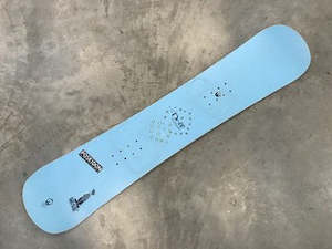 Hobby equipment and supply: Doll 141cm Womens Snowboard