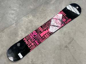 Hobby equipment and supply: Zuma 158cm Womens Twin Snowboard