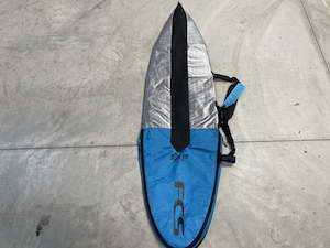 Hobby equipment and supply: FCS 6'0" Surfboard Bag *Excellent Condition*