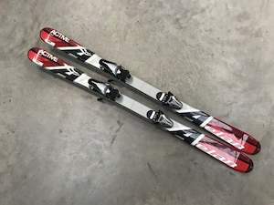 Hobby equipment and supply: Elan ACTIVE 144cm Unisex Skis *Excellent Condition*