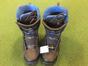 Hobby equipment and supply: Salomon Mantis 30.5cm US12.5 Snowboard Boots with BOA *Excellent Condition*