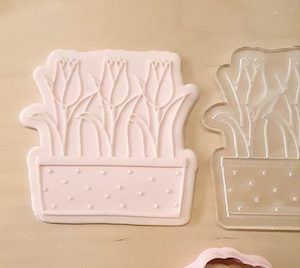 Tulip in Tin Pot – Raised Cookie Stamp & Cutter