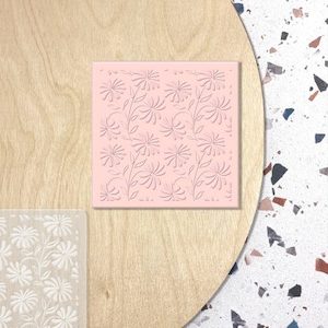 Daisy 2 Texture – Raised Cookie Stamp