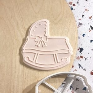 Rocking crib with bow – Raised Cookie Stamp & Cutter