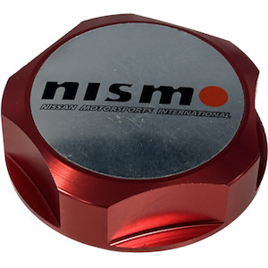 Professional motor racing: Nismo Oil filler cap – Red