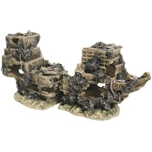 Accessories: Ship Wreck - medium - Redwood Aquatics Aquarium & Water Garden Centre