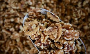 Specialised food: Walnuts, Halves