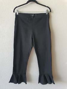 MinkPink Black crop pants Small