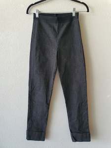 Second hand clothing: Sills Black denim leggings Size 8