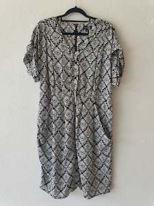 Second hand clothing: Random Black/white dress Size 12