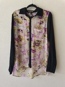 Forever 21 Lavender/black long sleeves top Small