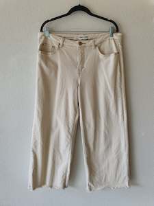 Second hand clothing: TRIBAL Pants 14