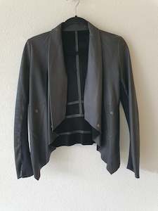 Second hand clothing: USA Jacket S