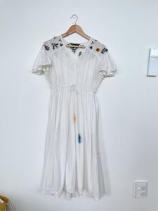 Zara Floral Embroidered White S