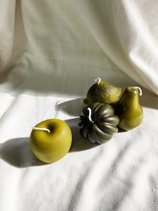 Poppy + Sage Beeswax Candle, Apple Green