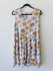 Second hand clothing: A Little Birdie Told Me Dress L