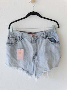 Levis Shorts 12