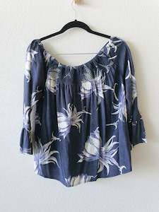 Second hand clothing: Roxy top L