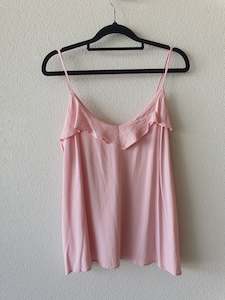 Second hand clothing: top S