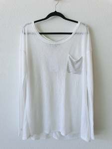 Second hand clothing: Identity top L