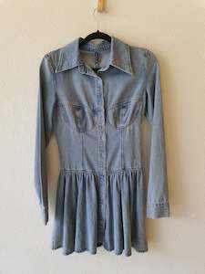 Pretty Little Things Peplum Denim Dress, BNWT 8