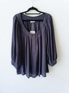 Second hand clothing: Witchery top 14