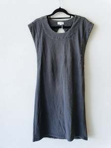 Second hand clothing: Superette Dress 10