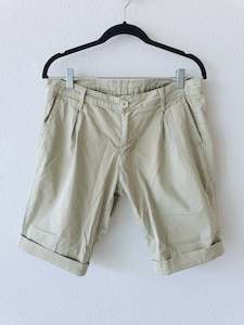 Second hand clothing: Uncode - Italy Shorts 10