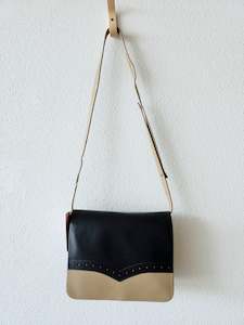 Second hand clothing: RAOUL Bag