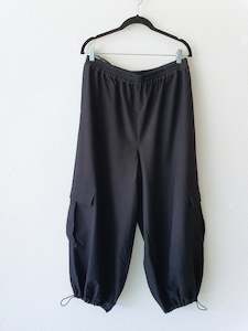 Second hand clothing: Moochi Pants 12