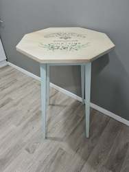 Solid Oak Arts and Crafts-Era Table