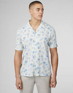 Menswear: Ben Sherman Resort Print Ivory Short Sleeve Shirt