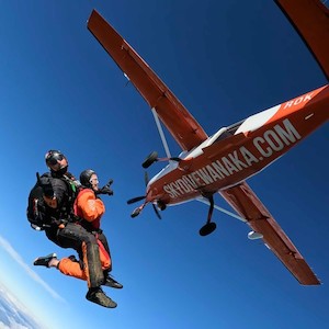 Skydive Tandem – 15,000ft Wanaka