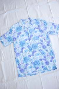 Clothing: Tom Shirt - Blue Floral (M)