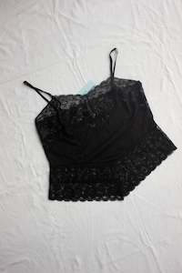 Clothing: Black Lace Cami - (12-16)