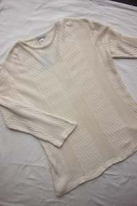 Vintage Cream Knit - (L)